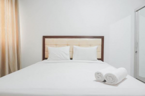 Compact and Strategic Studio Room Signature Park Grande Apartment By Travelio